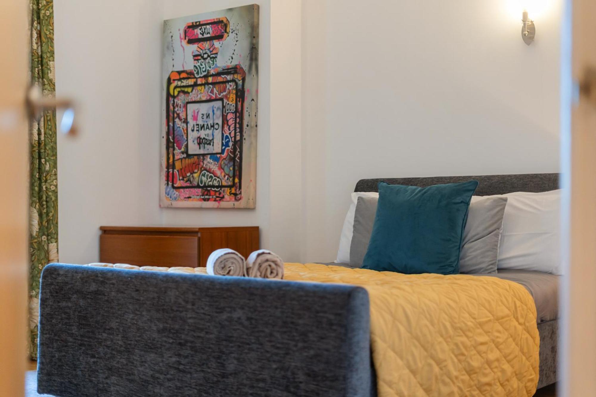 The London Loftscape Apartment ภายนอก รูปภาพ